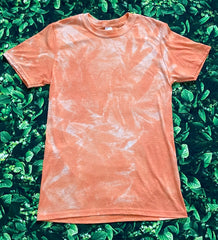Gildan Soft Style  Heather Orange Bleached Shirt Scrunched Style